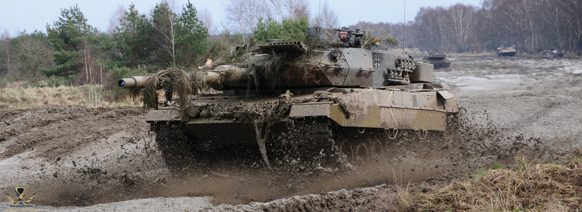 Leopard-2-A6-KMW-003.jpg