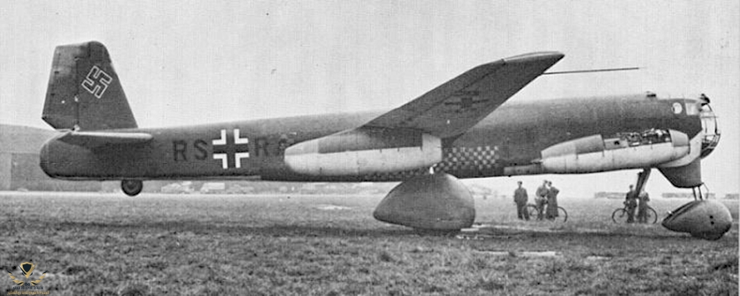 Junkers_Ju_287_V1_side_view.jpg