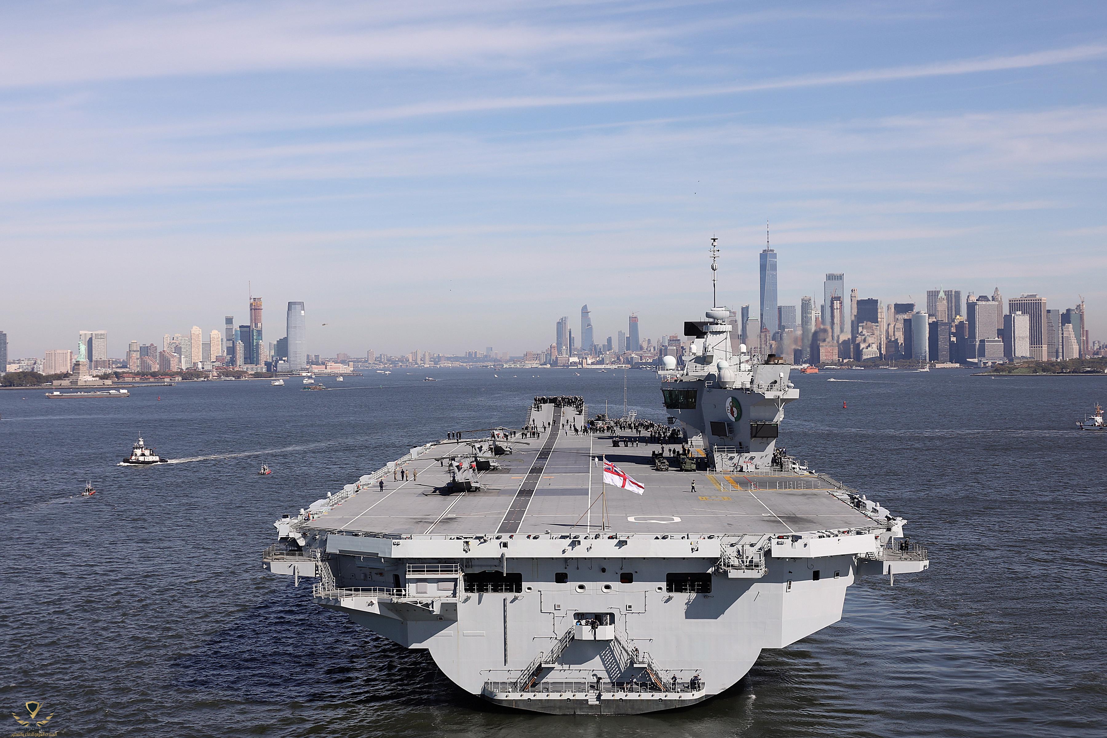 HMS Queen Elizabeth arriving in New York.jpg
