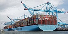 220px-MAERSK_MC_KINNEY_MÖLLER_&_MARSEILLE_MAERSK_(48694054418).jpg