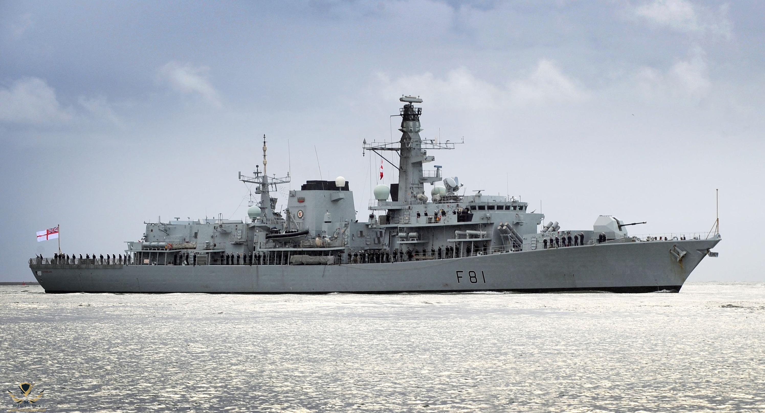 HMS_Sutherland_(F81)_MoD.jpg