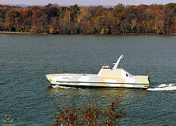 250px-Norwegian_missile_patrol_craft_KNM_Skjold_(P_690)_(2_Nov_2001).jpg