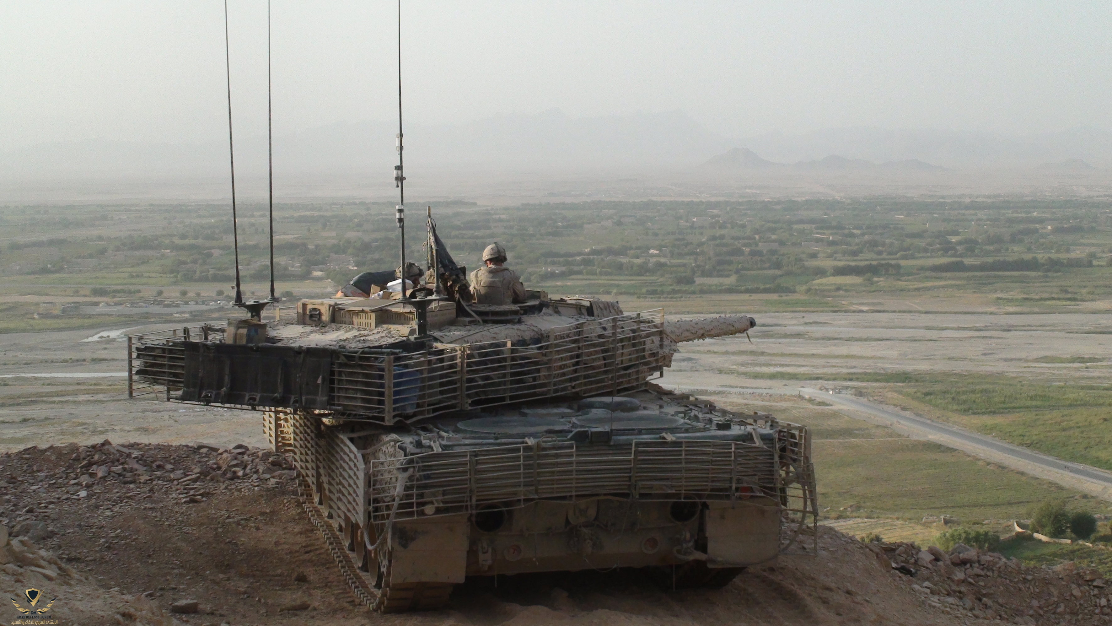 Leopard-2A6M-CAN-Tank-5.jpg