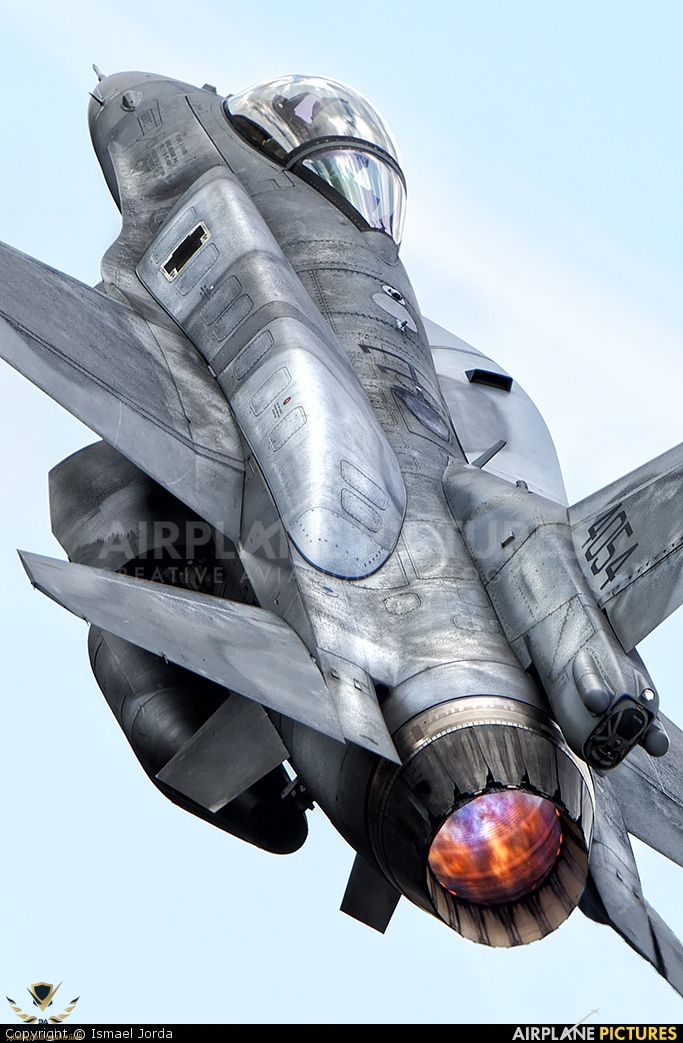 Poland - Air Force Lockheed Martin F-16C block 52+ Jastrząb photo by Ismael Jorda.jpeg