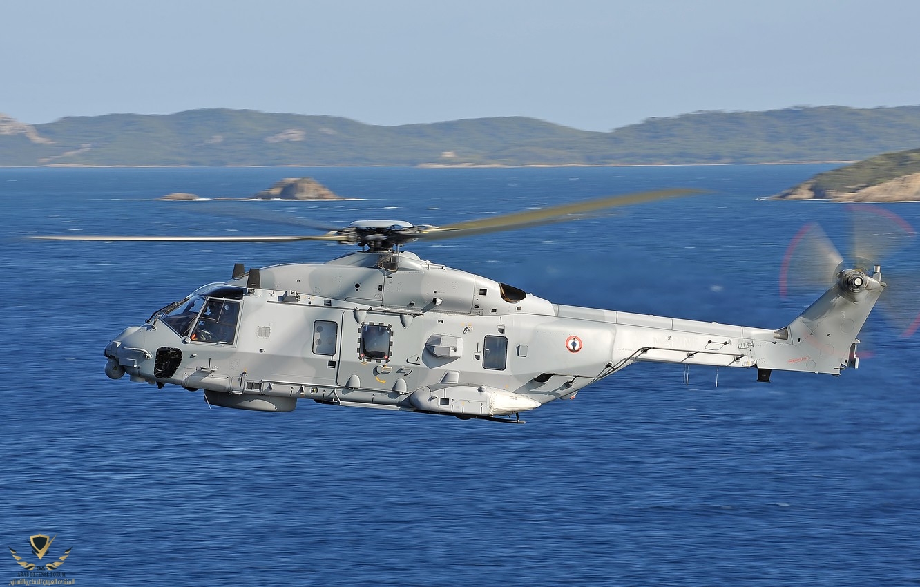 vertolet-nh90-vms-frantsii-airbus-helicopters-marine-nationa.jpg