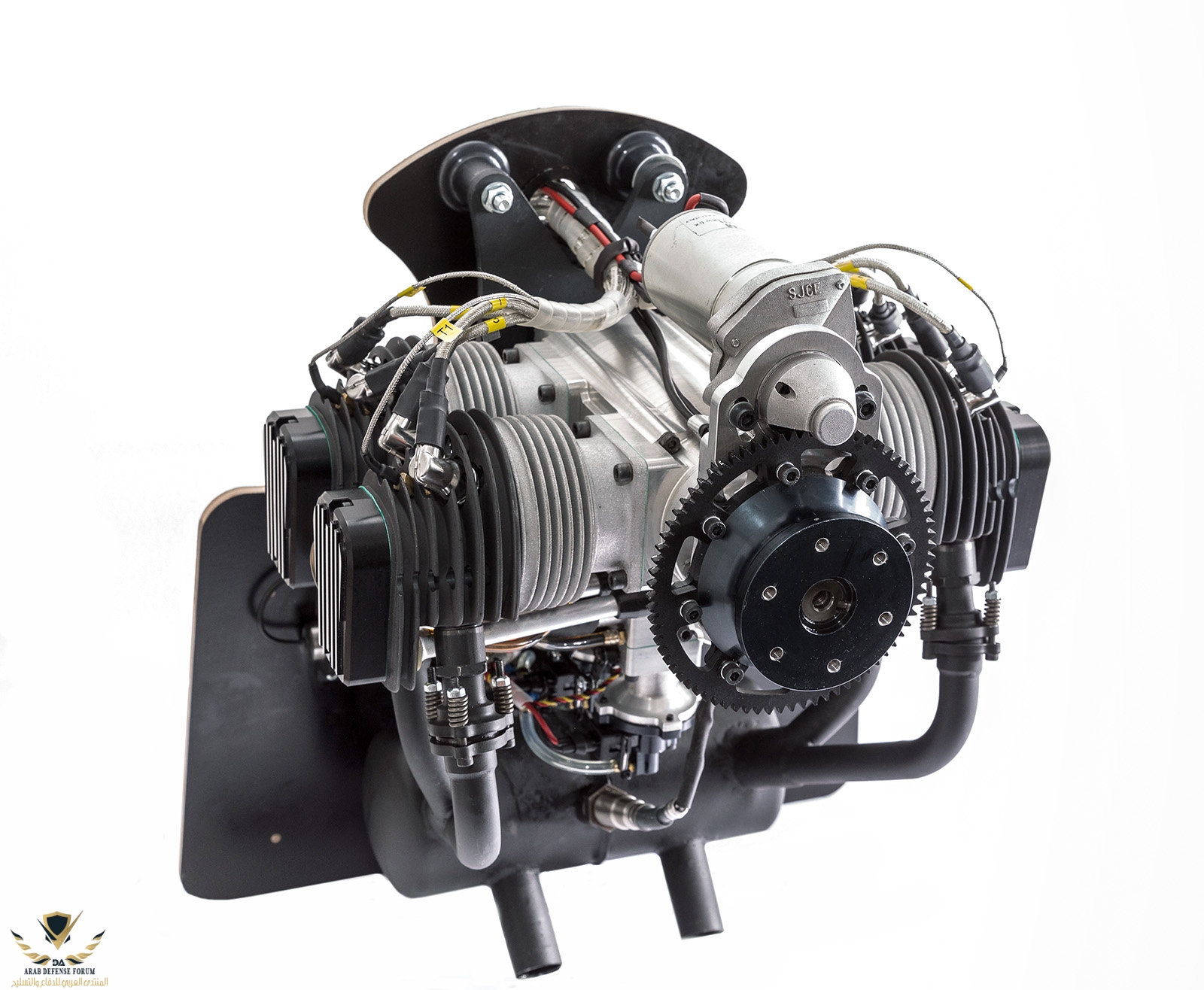 Primoco-Engine-4b.jpg