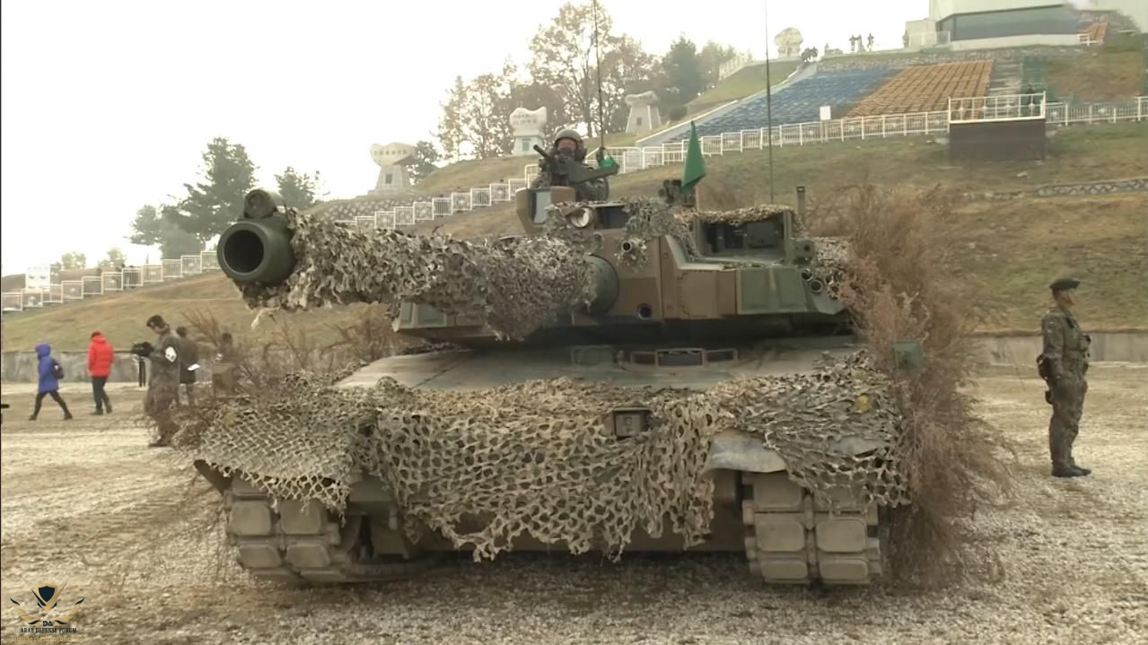 K2 MBT AKA Black Panther in camouflage [1290x721].jpeg