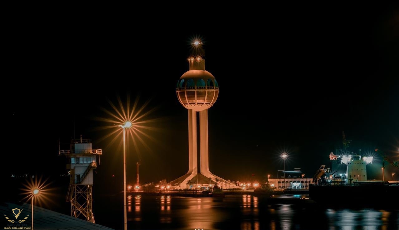 ميناء جدة.jpg
