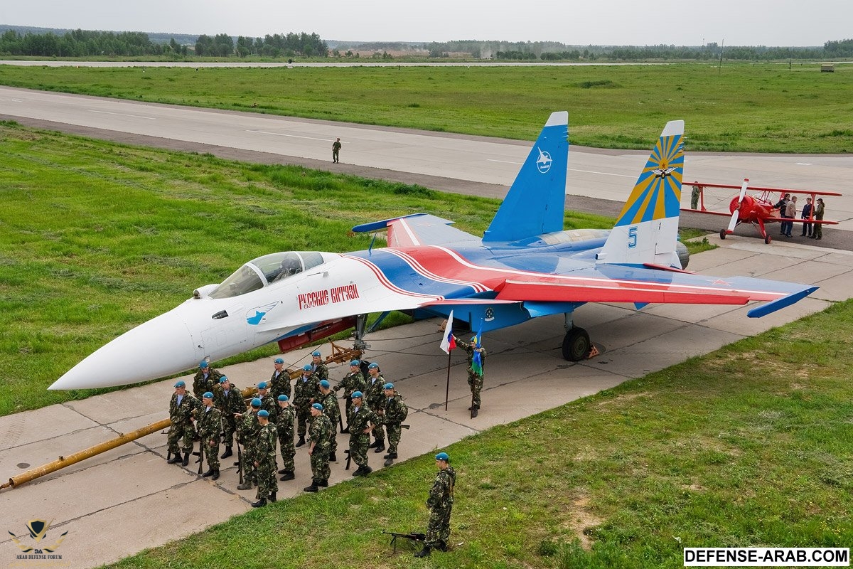 Sukhoi_Su-35.jpg