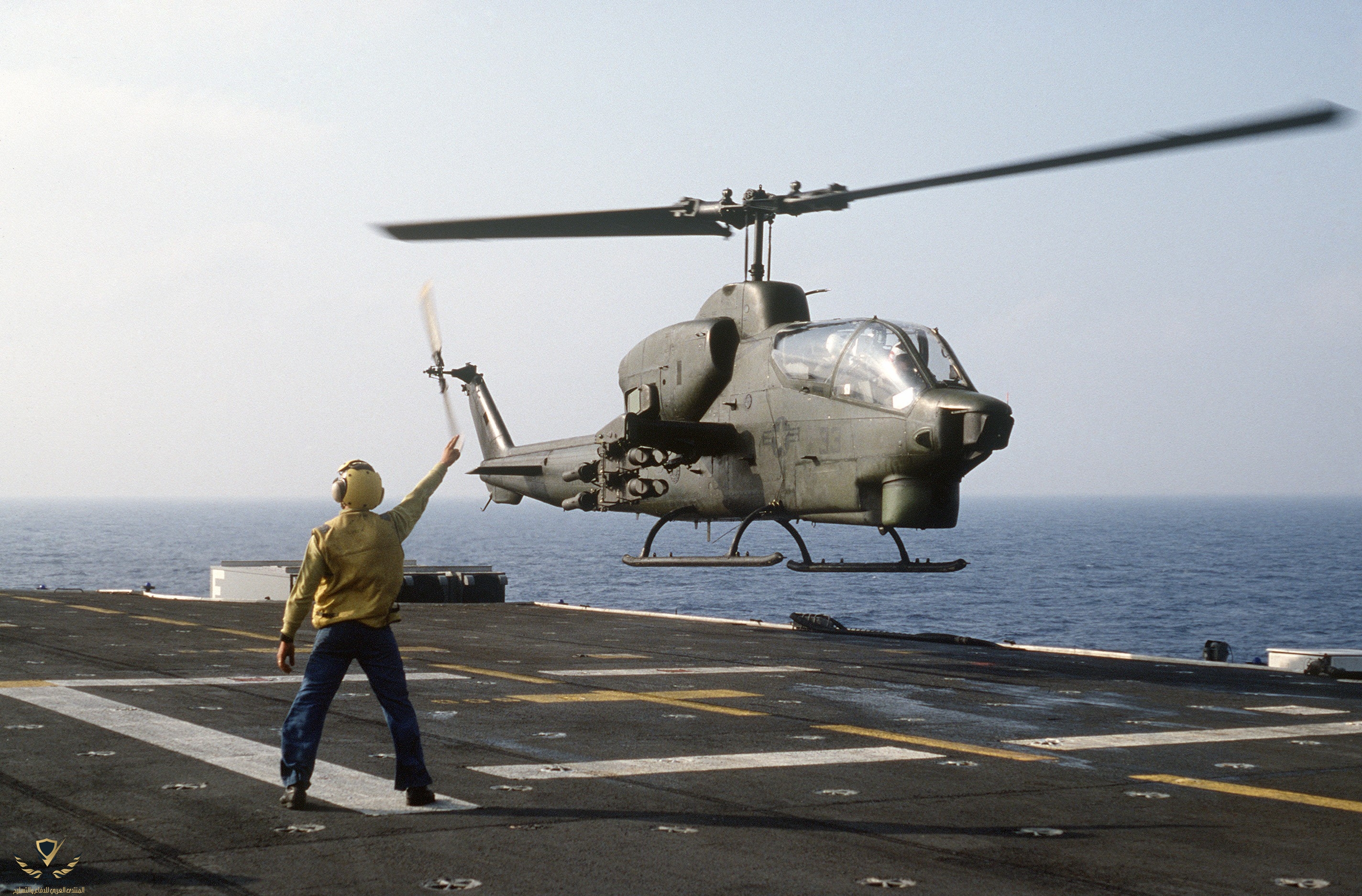 AH-1J-1.jpg