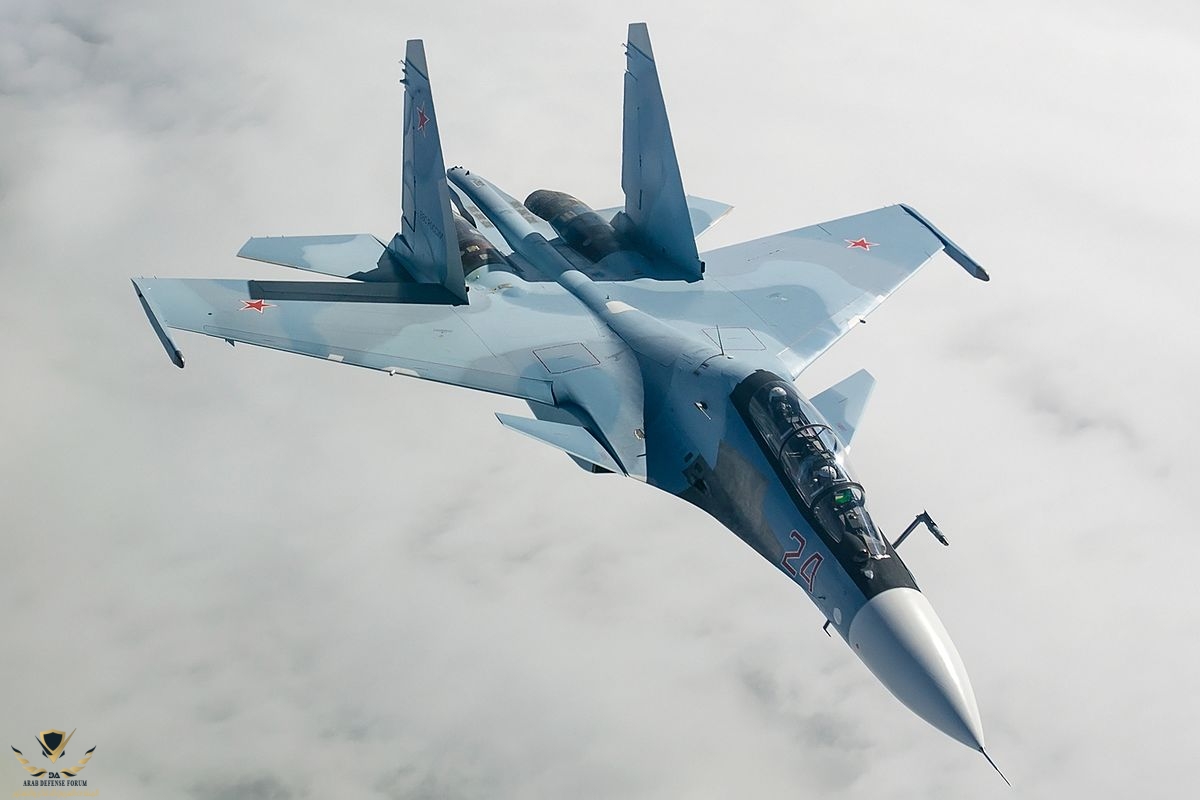 Sukhoi_Su-30SM_in_flight_2014.jpg