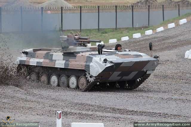 BMP-1_mortar_carrier_2B9_KADEX_2014_International_Exhibition_weapons_systems_military_equipmen...jpg