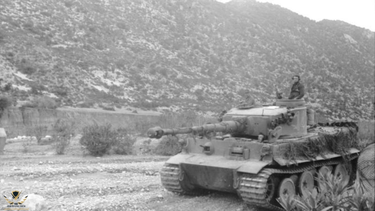 Tunesien-Panzer-VI-Tiger-I.jpg