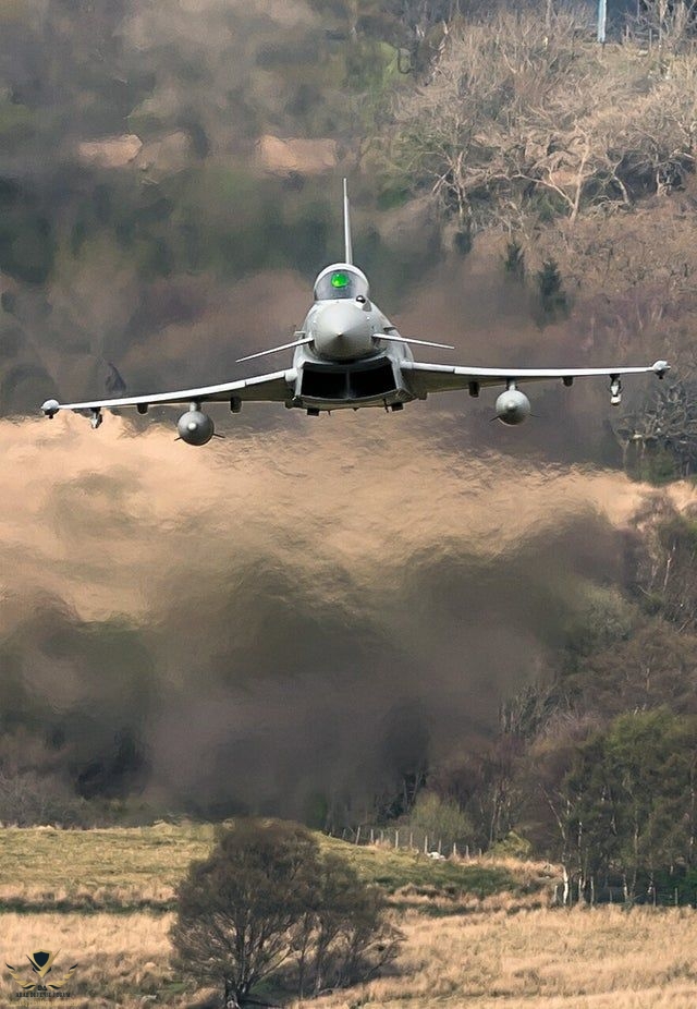 RAF Eurofighter Typhoon low level flight in the Mach Loop, UK_ Photo by Howyn Roberts [882x12...jpeg