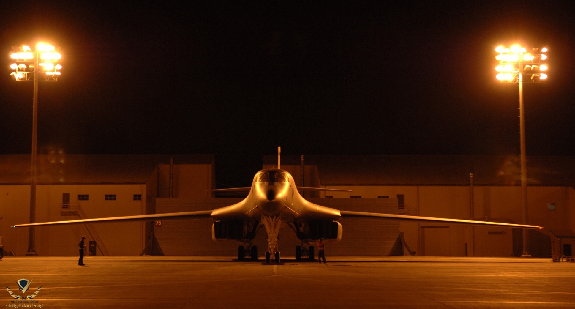 b-1_lancer_night.jpg