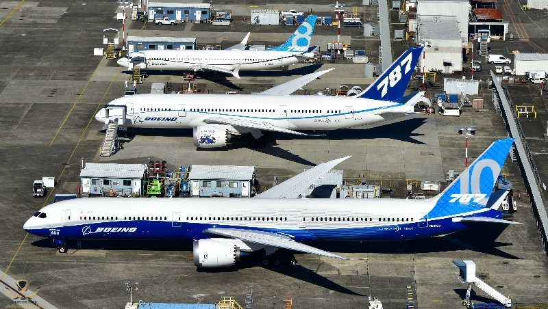 165870050.JUZN4hES.Boeing7871_ilview.jpg