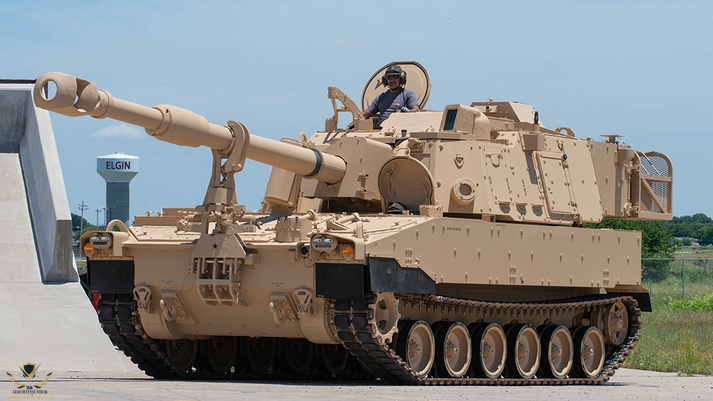 m109a7-self-propelled-howitzer-2.jpg