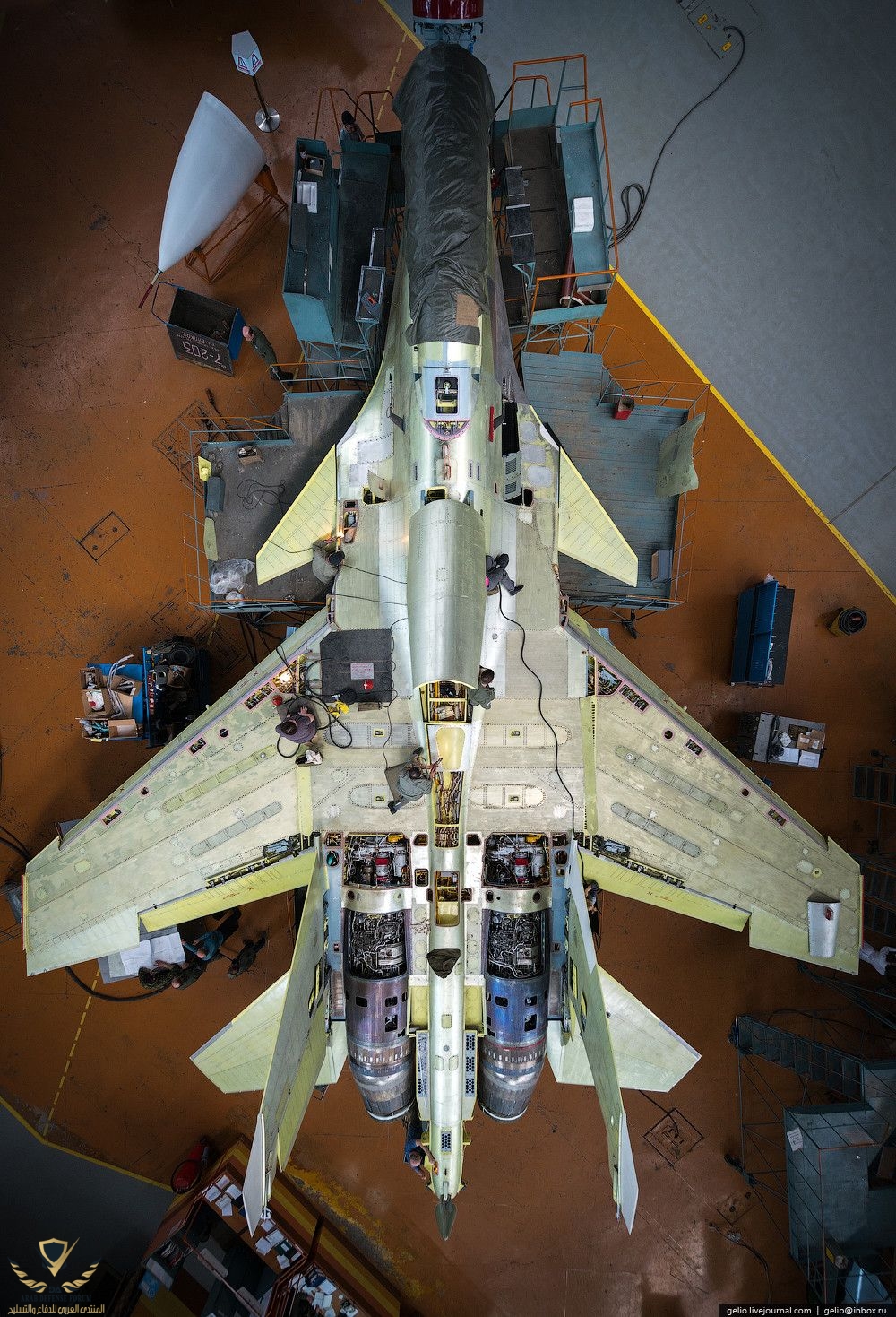 Assembly of a SU-30SM aircraft at Irkutsk aviation factory [1000 x 1469].jpeg