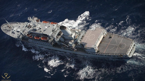 2511 RFA Fort Austin 4.jpg