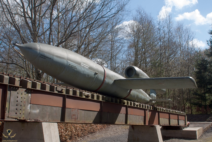 V1_flying_bomb_on_ramp.jpg