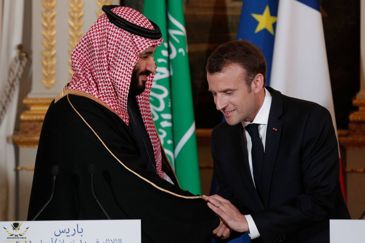 BN-YE526_FRSAUD_M_20180410160443.jpg