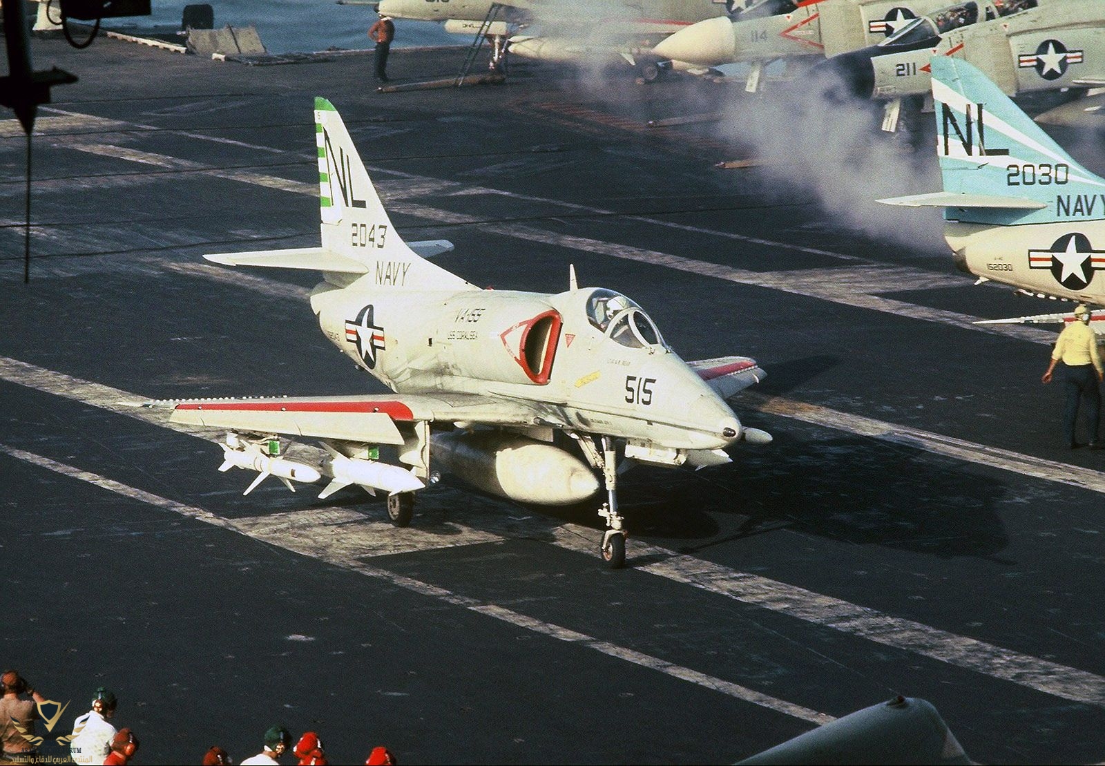 a40ac1ef2841a9c1a8b3ef70a223e4f6.jpg