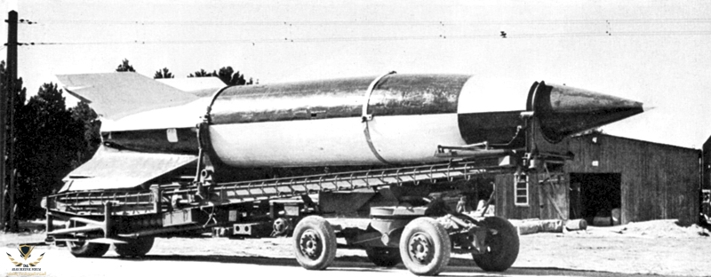 V-2_Rocket_On_Meillerwagen.jpg
