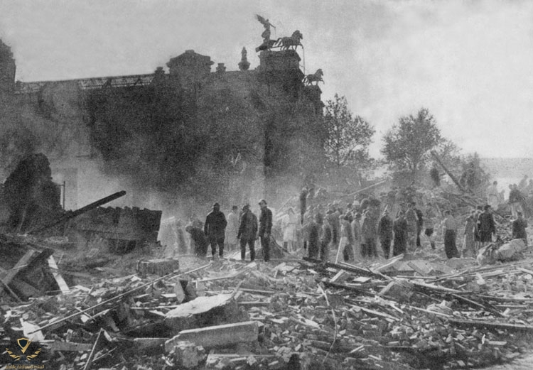 1944-10-13-V2-Antwerpen.jpg