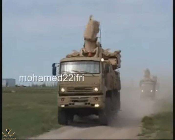 unalgerienlibre - pantsir-s1 in ALGERIE القوات الجيش الجزائري [hATqkwJRF0s - 716x573 - 2m15s].png
