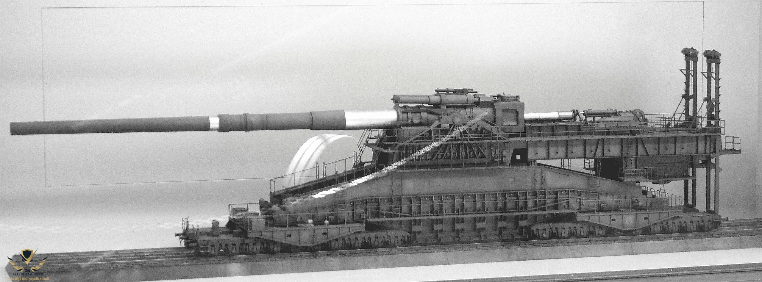 نموذج بندقية سكة حديد شويرر جوستاف الألمانية 1/72 مع 3 متغيرات، مكعبات بناء  لعبة تايم باسر للتجميع : : دمى وألعاب