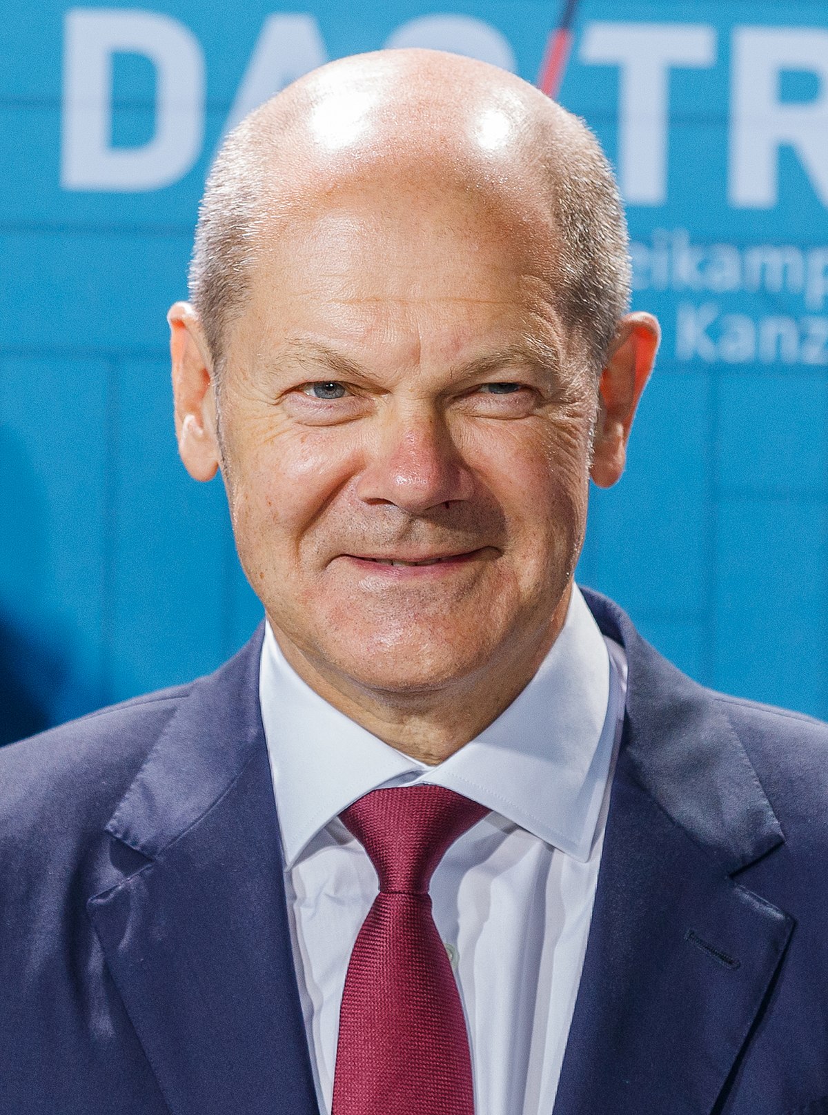 Olaf_Scholz_2021_cropped.jpg