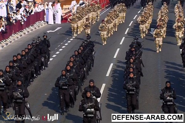 العرض العسكري القطري٣.jpg