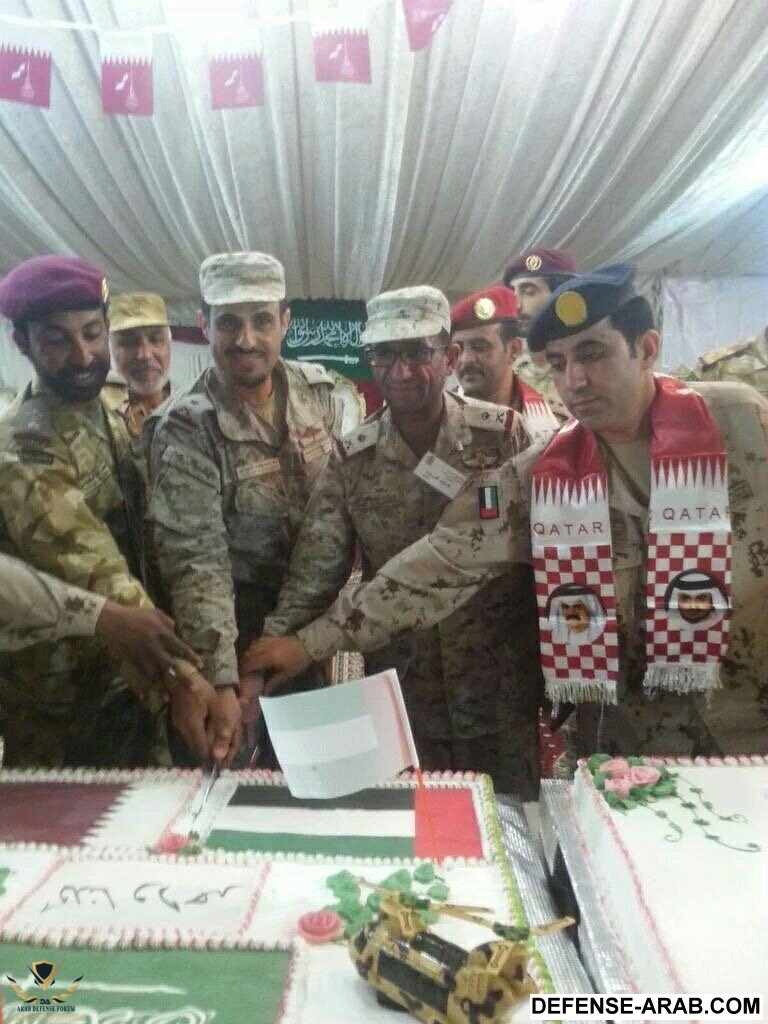 جنود التحالف يحتفلون باليوم الوطني القطري.JPG