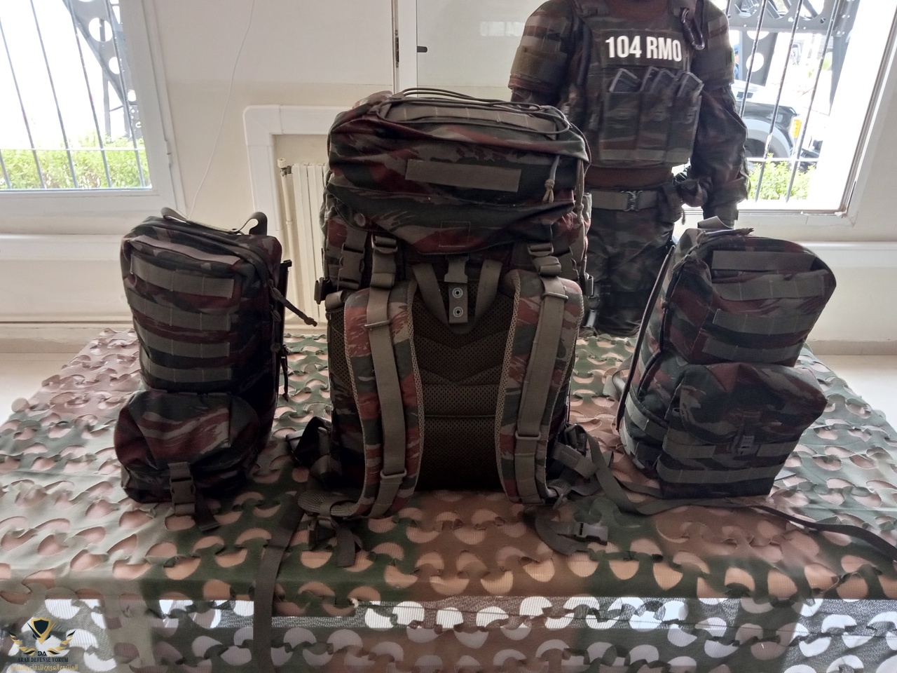 i556NI2FG50.jpg