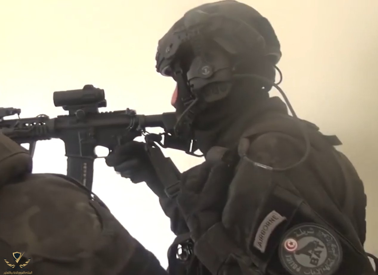 D-1vpiSI.jpg