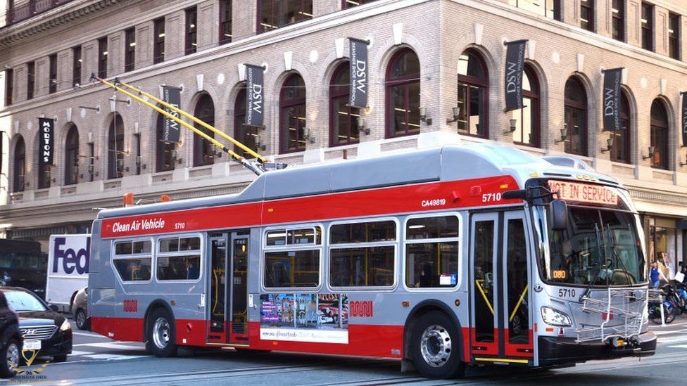 _110458988_trolleyvanc.jpg