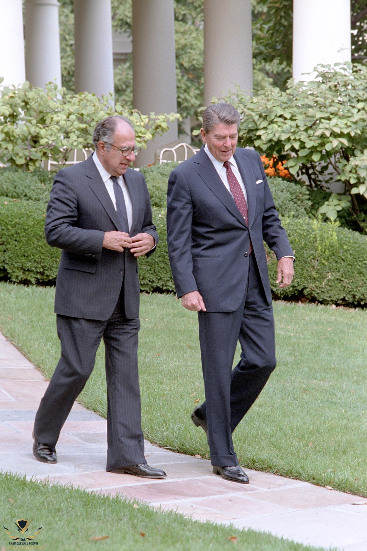 1280px-President_Ronald_Reagan_and_Philip_Habib.jpg