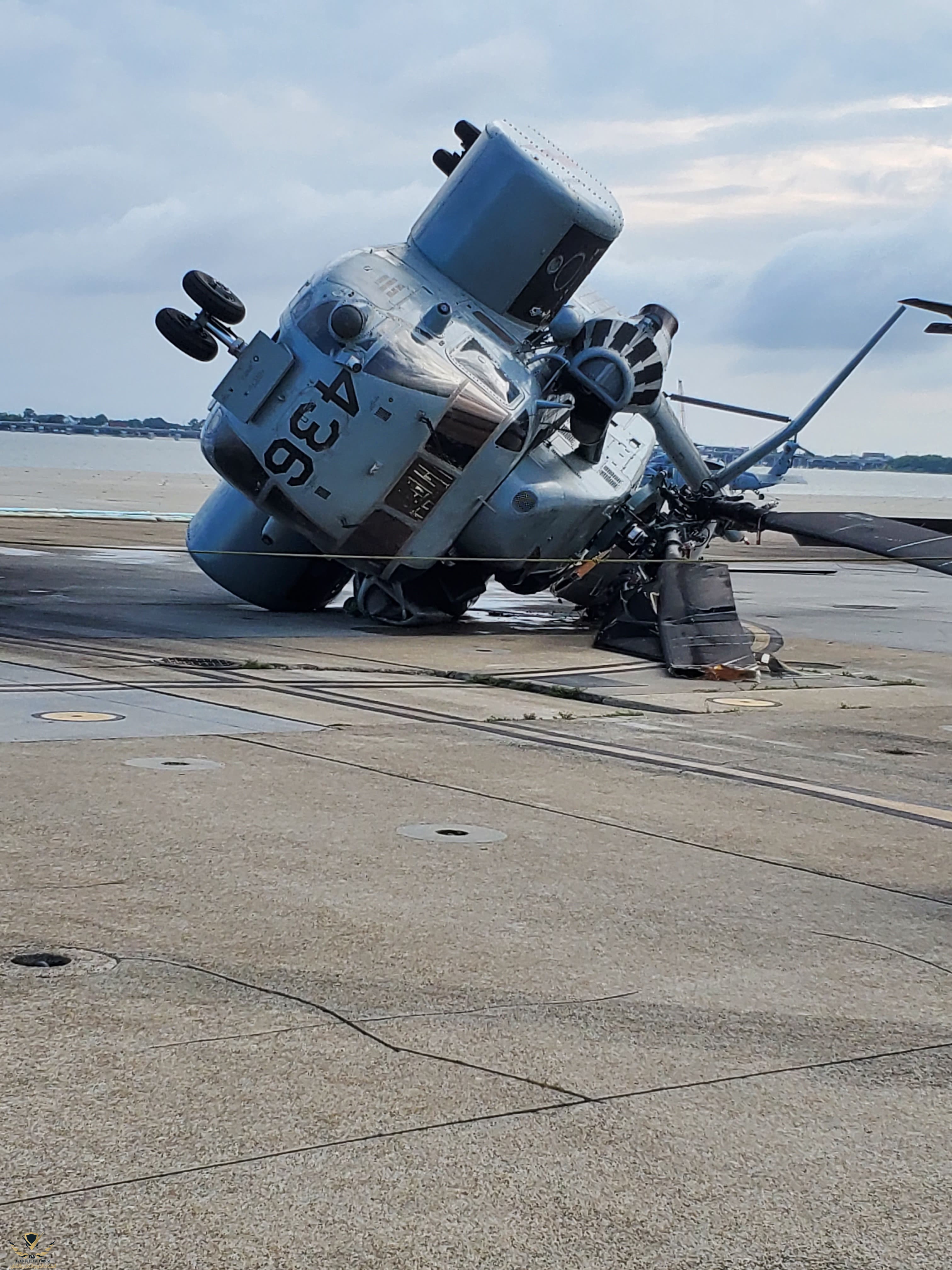 military-helicopter-damaged.jpg