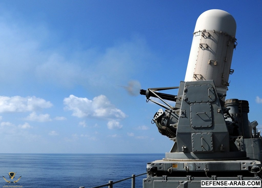 Phalanx_CIWS_test_fire_-_081107-N-5416W-003.jpg