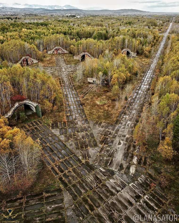Abandoned airbase on Sakhalin Island.png