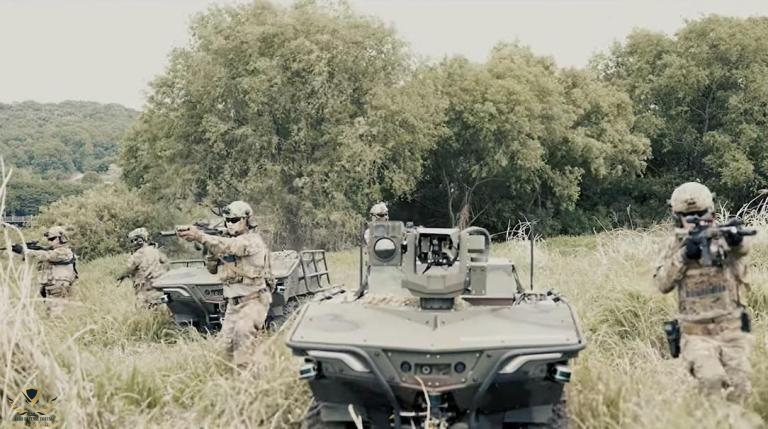 hanwha-defense-unveiled-its-arion-smet-6x6-unmanned-ground-vehicle-ugv-2.jpg