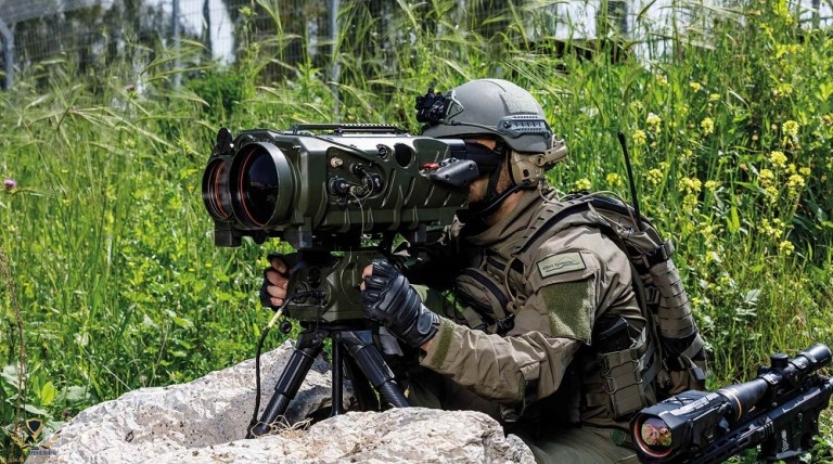 elbit-systems-unveils-hattorix-manpack-fire-support-system.jpg