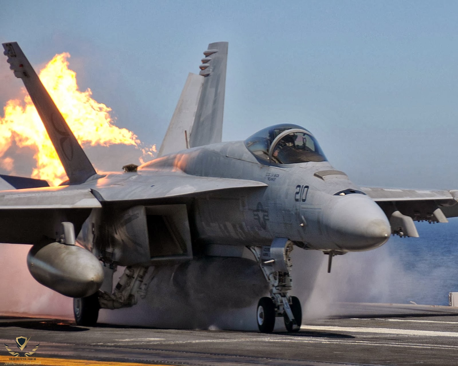 100-1006726_f-18-super-hornet-us-navy.jpg