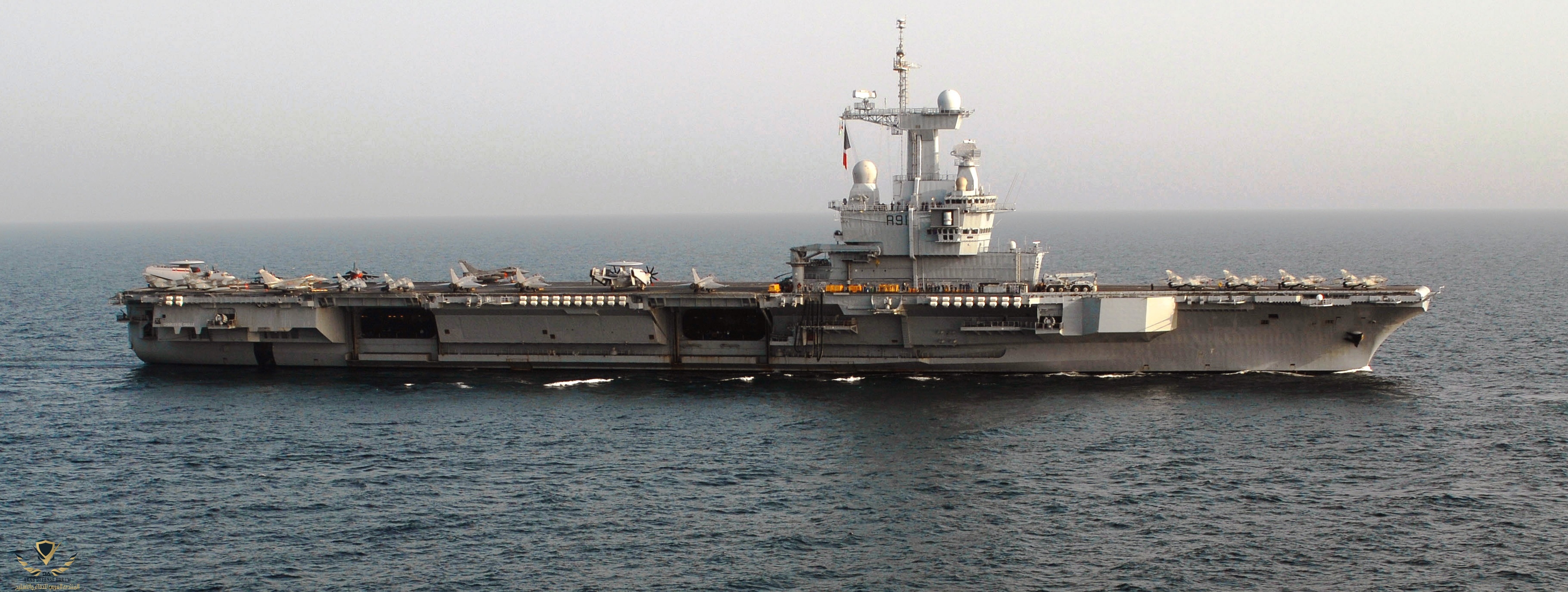 French_nuclear-powered_aircraft_carrier_Charles_de_Gaulle.JPEG
