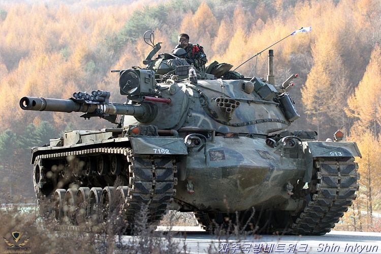 Tank photo HD.jpeg