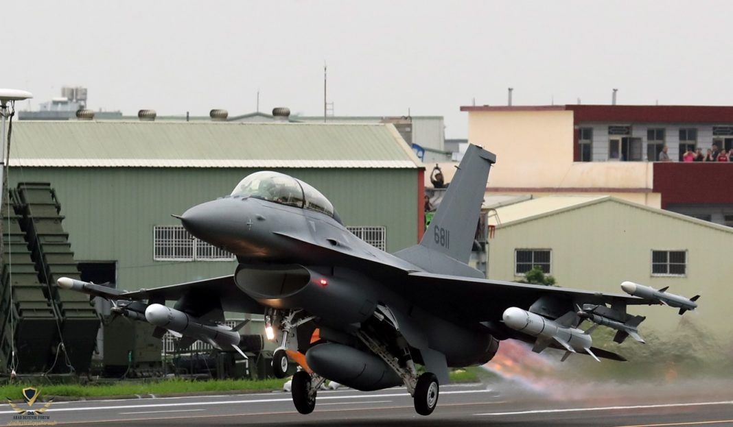 F-16B-modernizado-Taiwan-1068x623.jpg