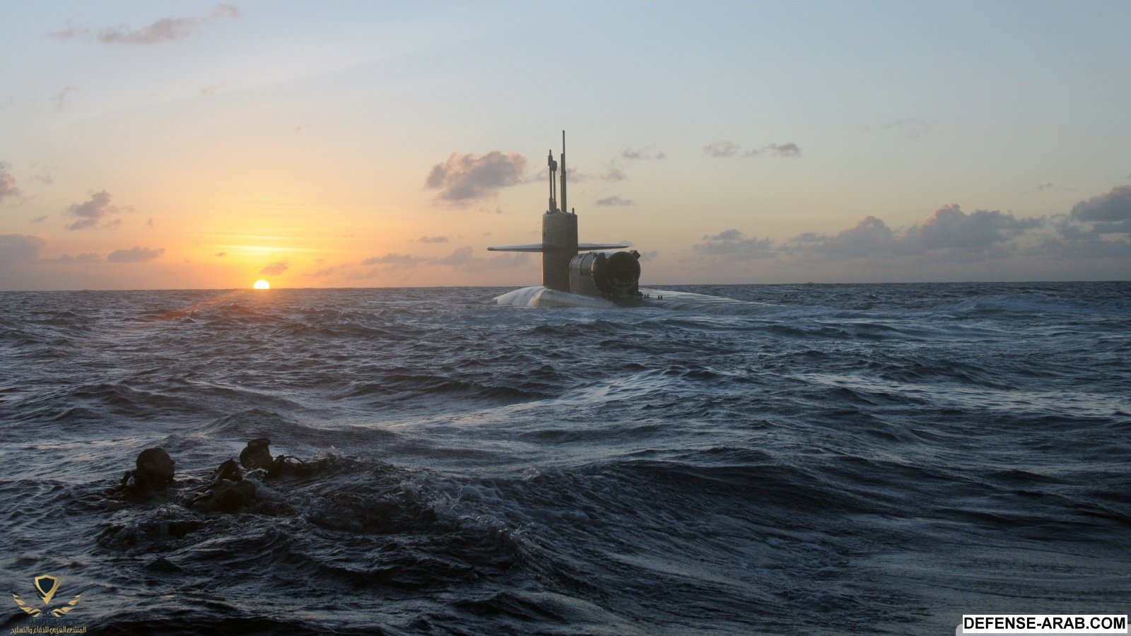 us_military_submarine-wallpaper-1600x900.jpg