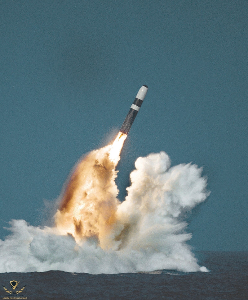 800px-Trident_II_missile_image.jpg