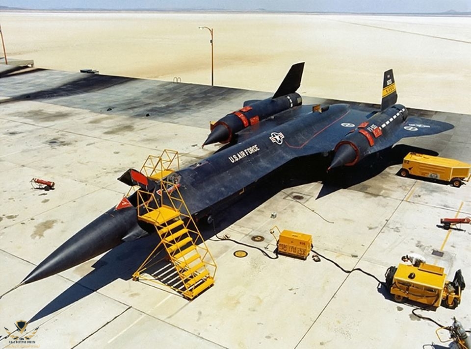 60-6935 was the second of three YF-12As, shown here on the ramp at Edwards AFB during its tim...jpeg