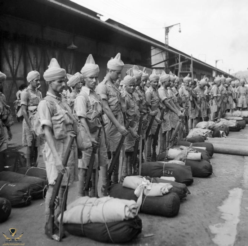 Newly-arrived_Indian_troops.jpg
